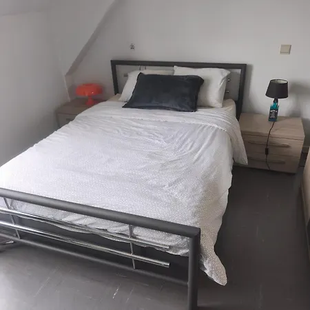 Dans Un Proche Du Centre Homestay szállás *